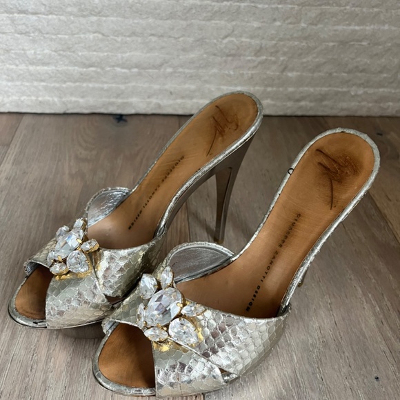 Giuseppe ZANOTTI open- toe heels - Picture 8 of 10